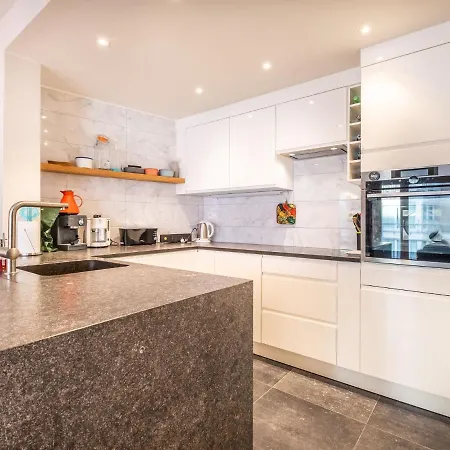 In For 6 Person Appartement Coxyde